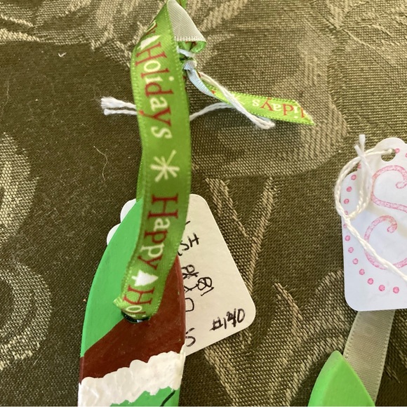 Paintbrush ornaments -hand painted - Picture 6 of 6